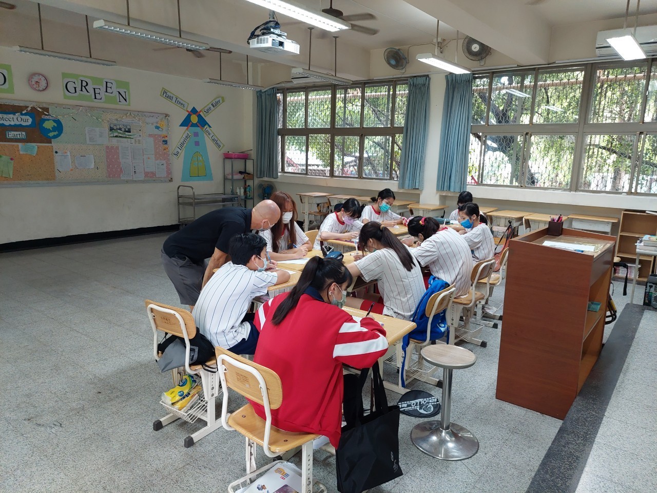 LINE_ALBUM_1110704英語夏令營_220726_13.jpg